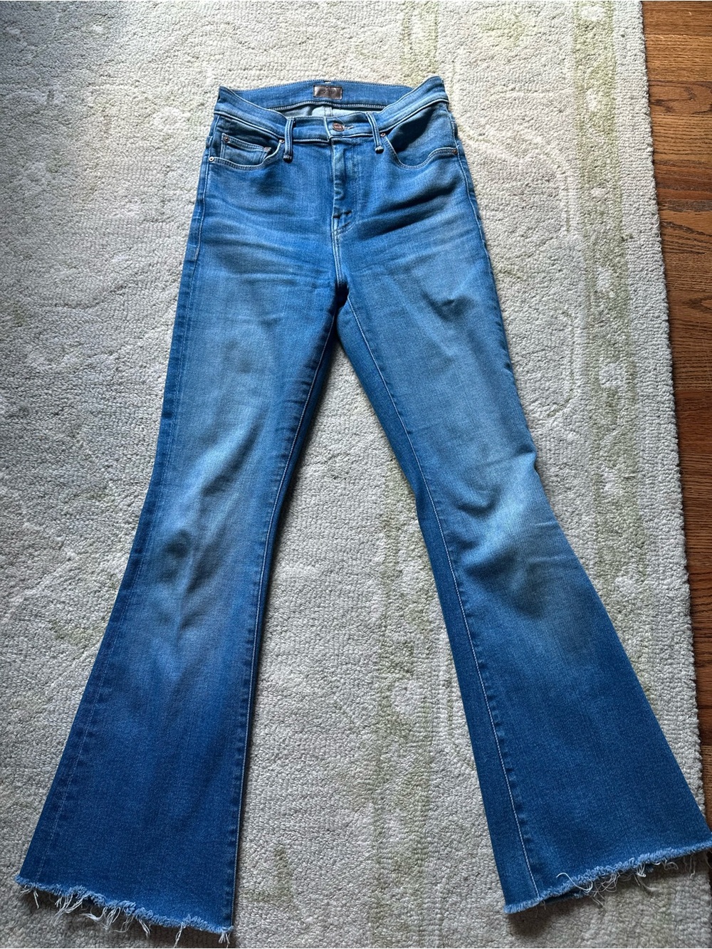 MOTHER The Weekender Fray Jeans